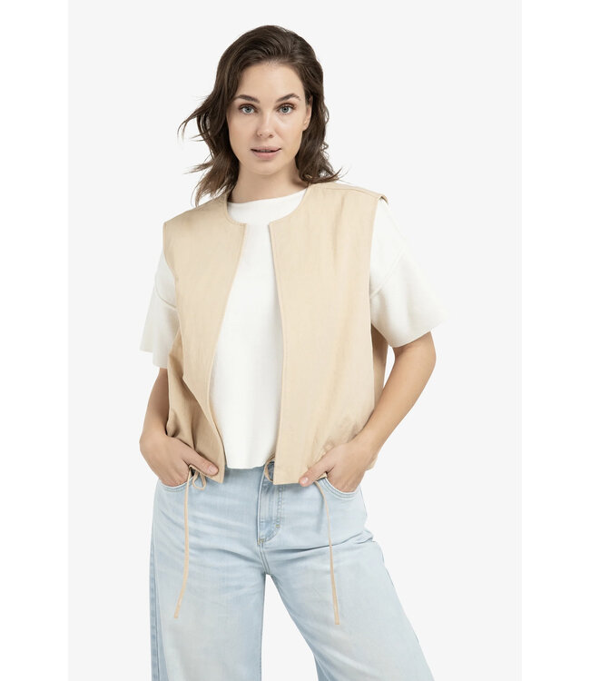 Yaya 02-021007-603 Mouwloos zomerjack