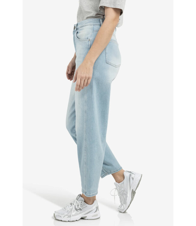 Yaya 01-311129-603 Barrel jeans met wassing