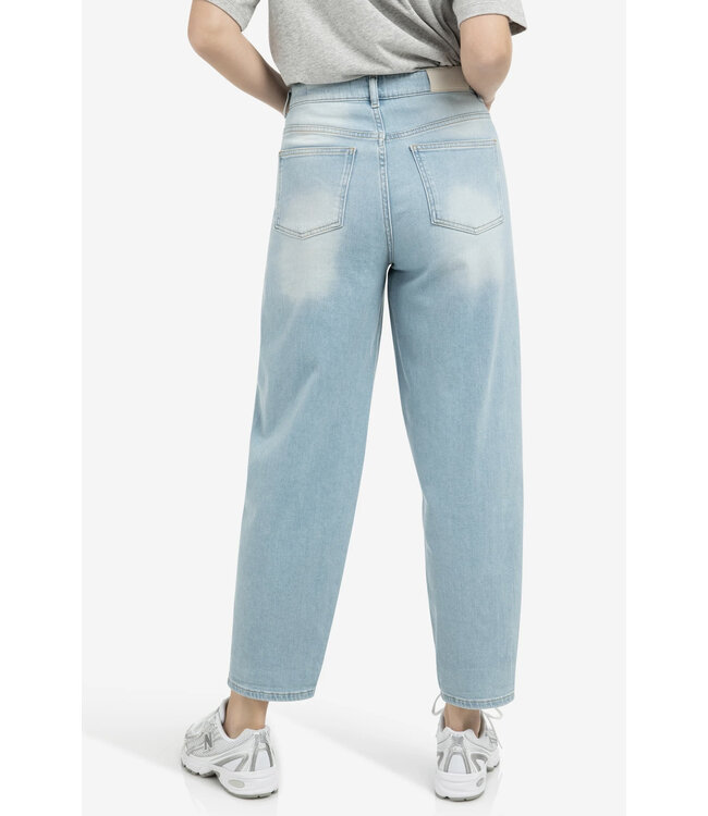 Yaya 01-311129-603 Barrel jeans met wassing