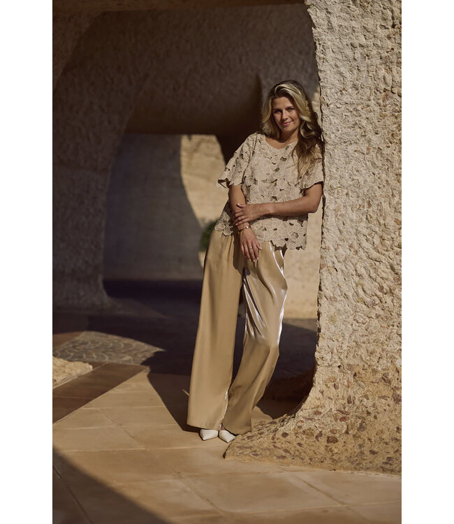 Nukus Octavia Top Flower