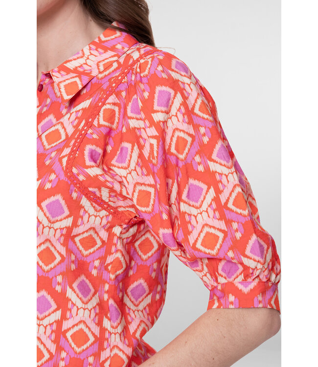 Geisha 63195-20 blouse met grafische print