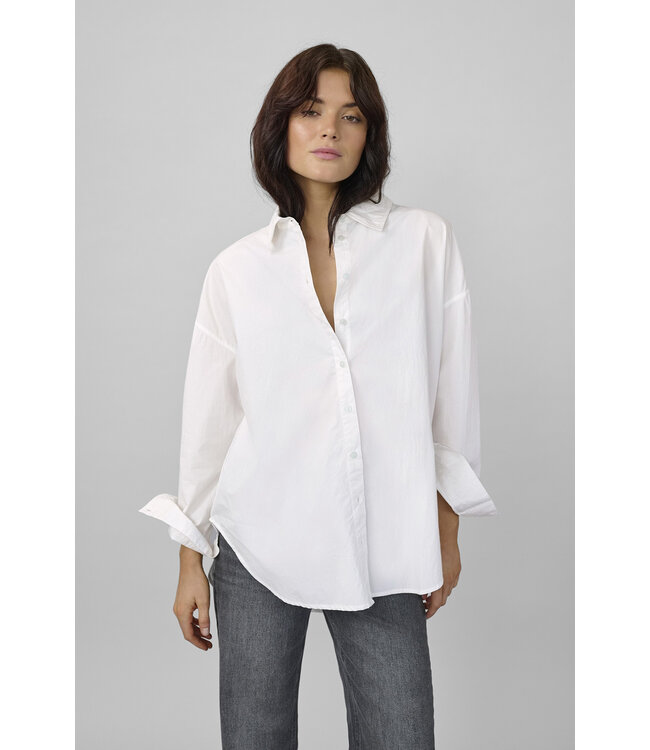 My Essential Wardrobe 10705728 03 The boxy shirt