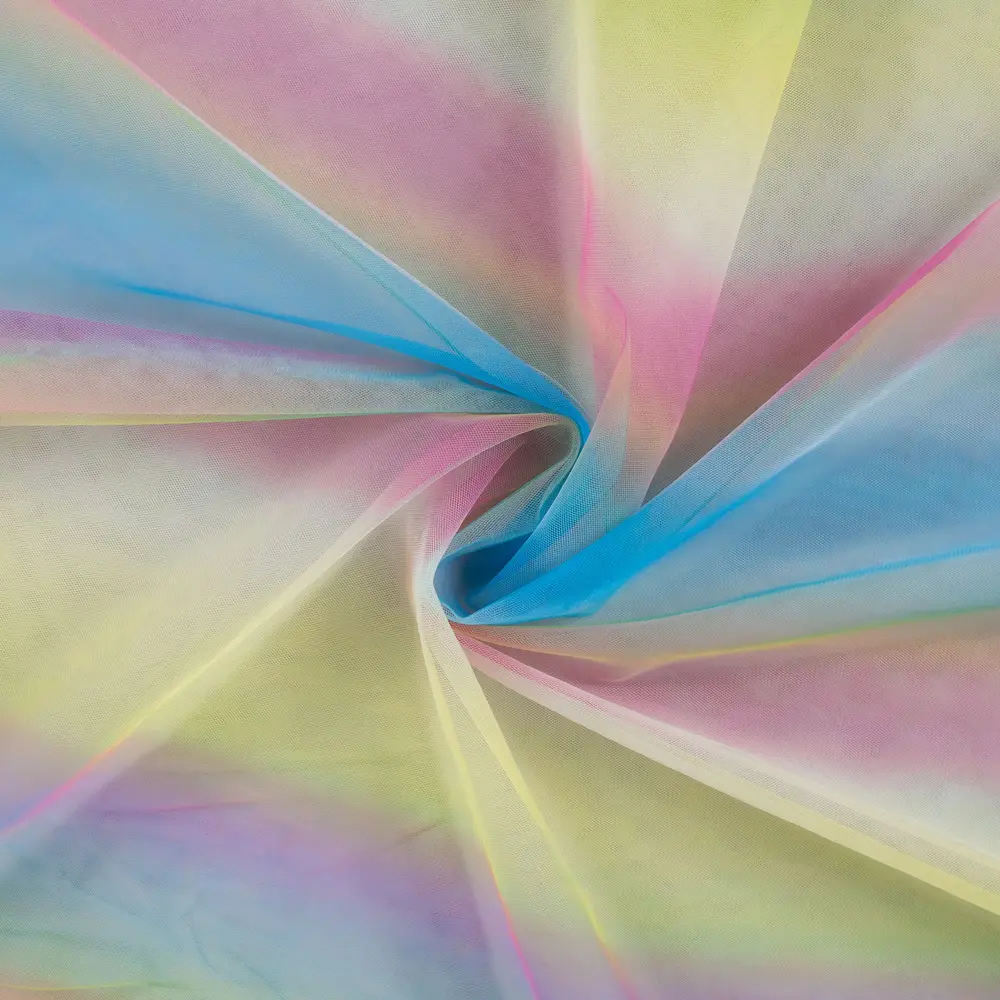 Zachte Tule Stof met Regenboogstrepen - Kleurrijk & Vrolijk - Stoffen