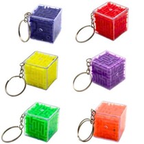 Keychain teasing game 3cm kubus 6ass.
