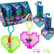 Trolls 7x8,5cm Tiny Dancers Taschenclip sortiert.