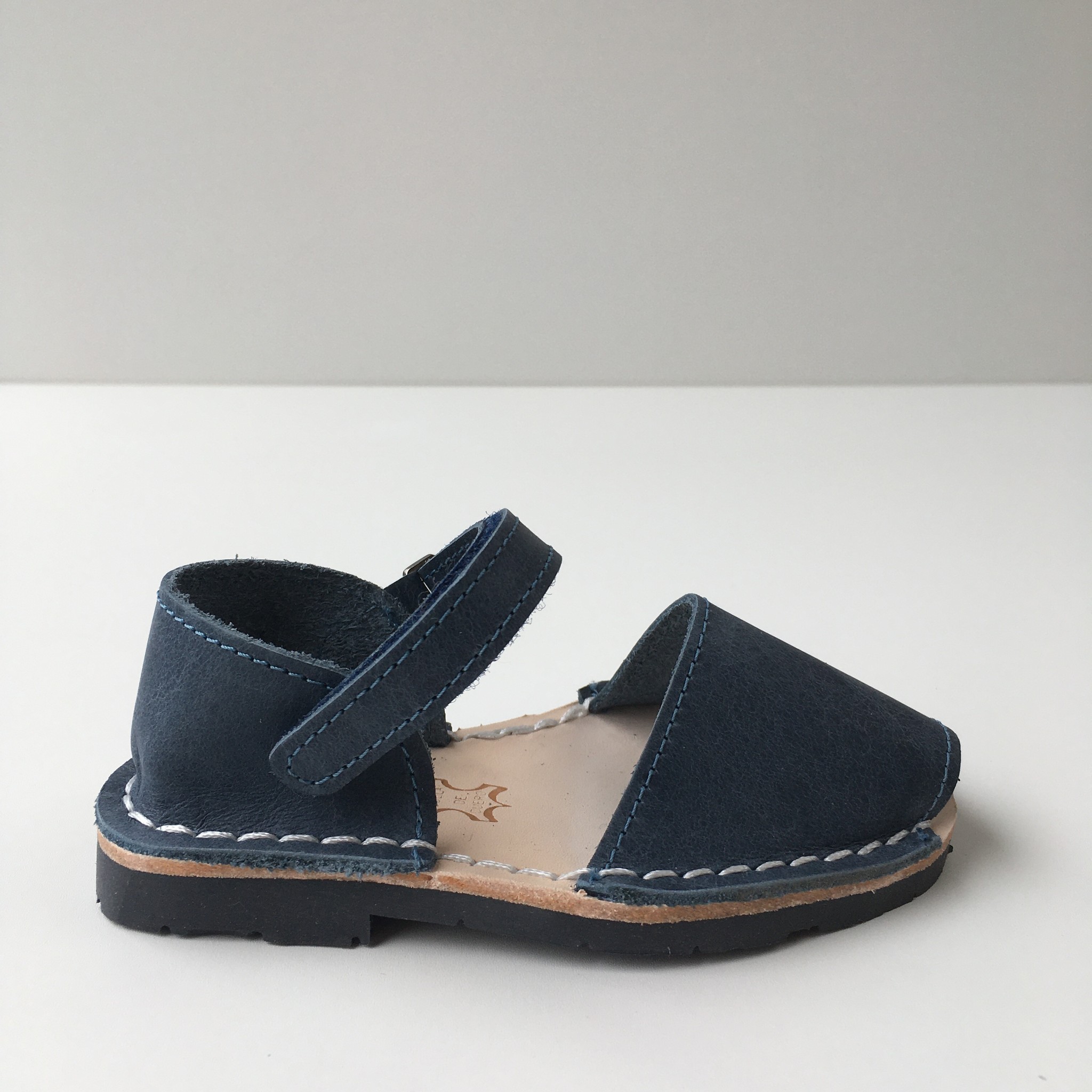 kids navy sandals