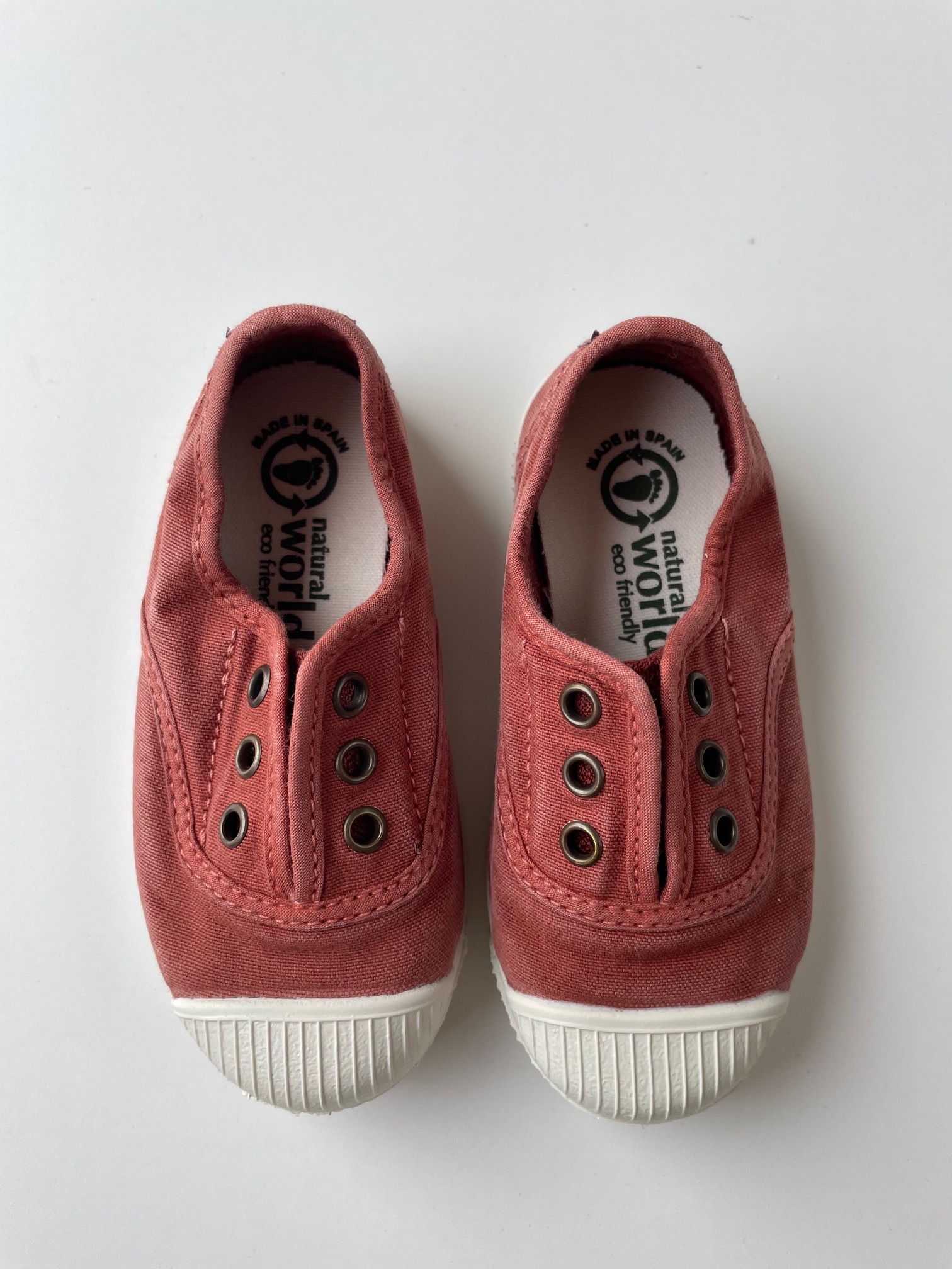 NATURAL WORLD eco kids sneakers OLD LAVANDA - organic cotton - stone washed red - 21 to 34