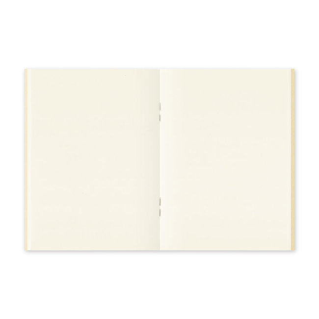 013.TRAVELER'S notebook Refill MD Paper Cream (Passport Size)