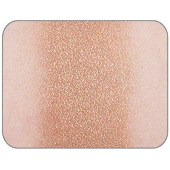 The Balm Betty Lou Manizer