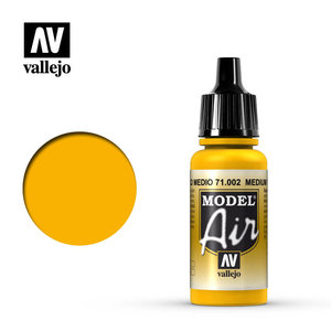 Model Air airbrush paint - medium yellow (71.002)