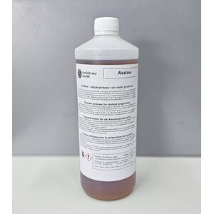 Enzyme protease for skeletal preparation