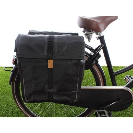 Basil Dubbele fietstas Urban Dry Double bag 50L Solid black