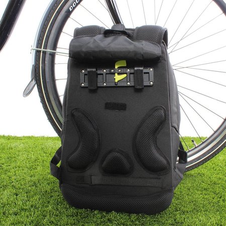 Basil Fietsrugzak Flex Backpack 17L Zwart