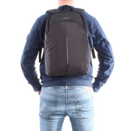 Basil Fietsrugzak B-Safe Nordlicht Backpack 18L Zwart