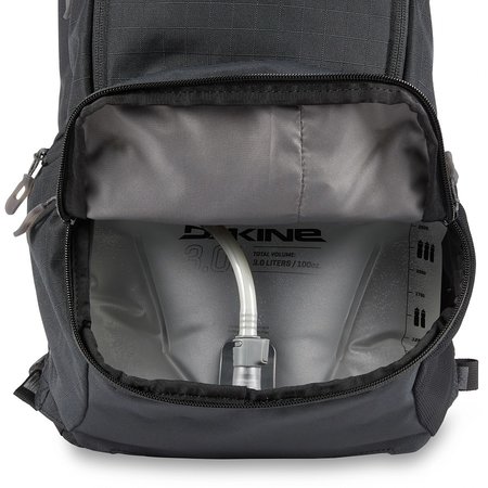Dakine Fietsrugzak Syncline 16L Black - Met drinksysteem