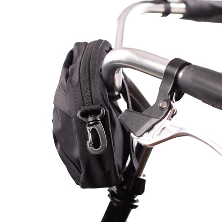Dakine Schoudertas Joey Oval Crossbody Black
