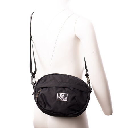 Dakine Schoudertas Joey Oval Crossbody Black