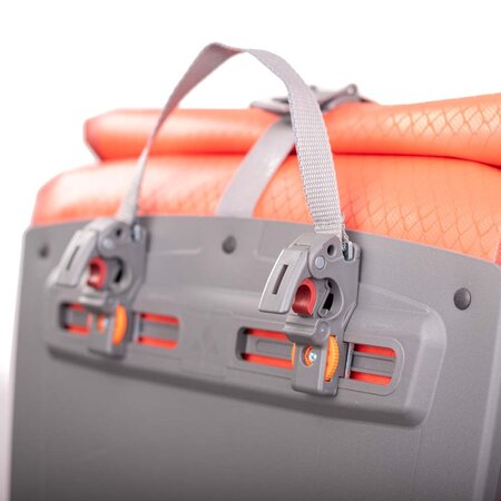 Vaude Enkele fietstas Aqua Back Single 20L Lava