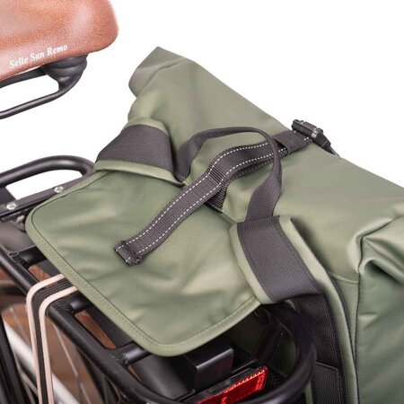 Urban Proof Enkele fietstas en rugtas Rolltop Backpack Recycled 20L Groen