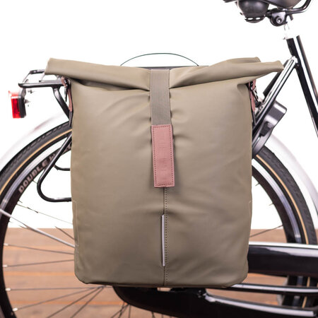 Basil Enkele fietstas Shopper City MIK Studs 16L Mosgroen