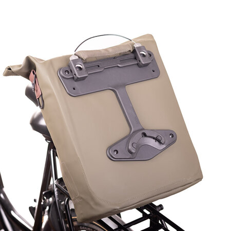 Basil Enkele fietstas Shopper City MIK Studs 16L Mosgroen