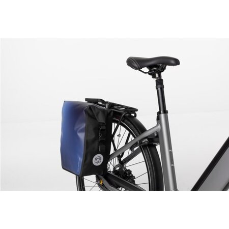 AGU Enkele fietstas Clean Shelter Medium 17L Gradient Blue CG  - Waterdicht