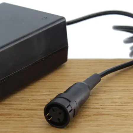 BMZ fiets acculader 48V 2A voor Gazelle Innergy | Amphenol connector