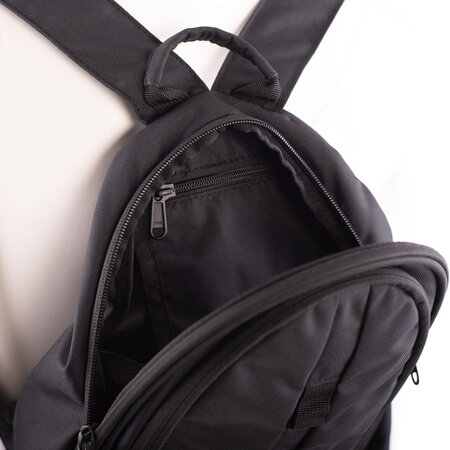 Dakine Rugtas Cosmo 6,5L Black