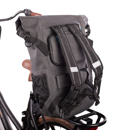 Beck Enkele fietstas en rugtas Base Backpack Zwart/Blauw 18L