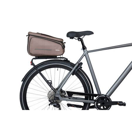 Basil Move Bagagedragertas MIK 2.0 10-26L Bruin