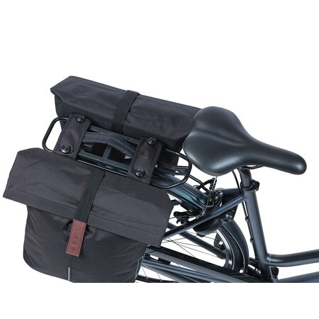Basil Dubbele fietstas City MIK 2.0 Black 28-32L
