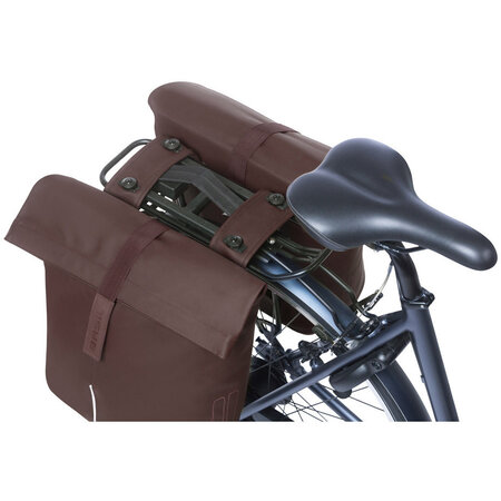 Basil Dubbele fietstas City MIK 2.0 Roasted Brown 28-32L