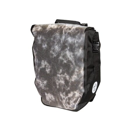 AGU Enkele fietstas Shelter Clean Medium 17L Reflectie Mist CG - Waterdicht