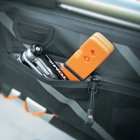 SKS Germany Frametas Explore 2,4L Zwart
