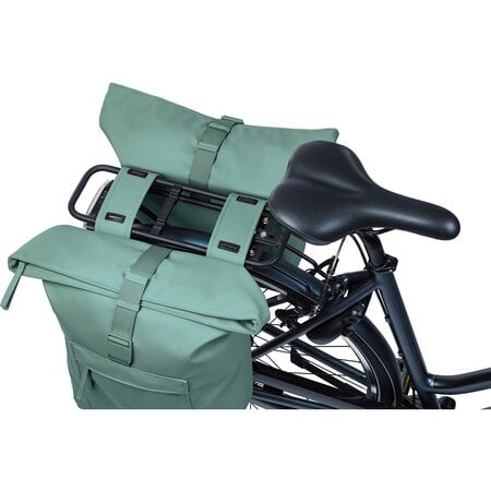 Basil Dubbele fietstas Brooklyn 41L Zilvergroen