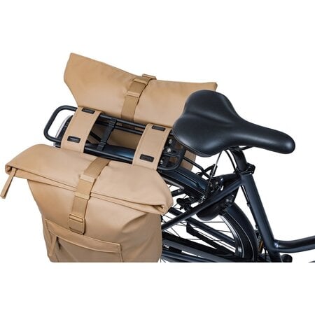 Basil Dubbele fietstas Brooklyn 41L Zand