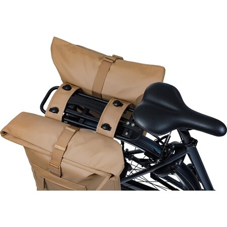 Basil Dubbele fietstas Brooklyn MIK 2.0 41L Zand