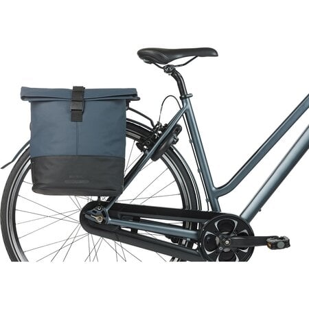 Basil Dubbele Fietstas Cove MIK 2.0 28-32L Marineblauw/Zwart