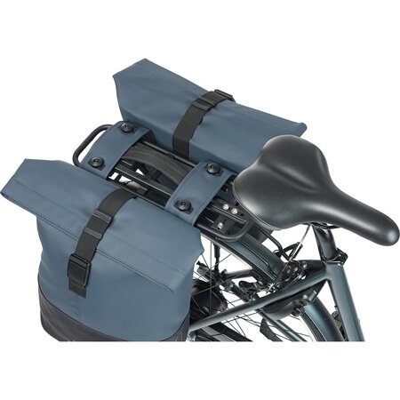 Basil Dubbele Fietstas Cove MIK 2.0 28-32L Marineblauw/Zwart