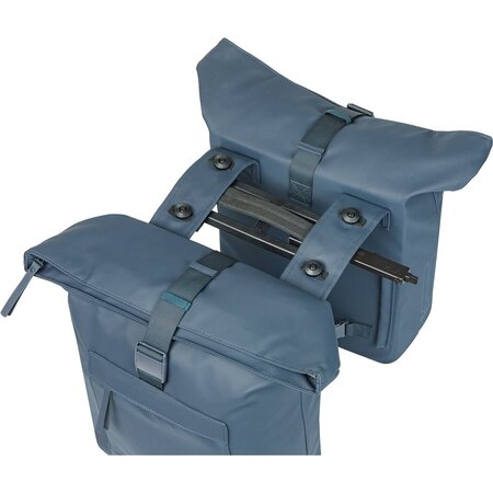 Basil Dubbele fietstas Brooklyn MIK 2.0 41L Marineblauw