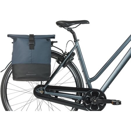 Basil Dubbele Fietstas Cove 28-32L Marineblauw/Zwart