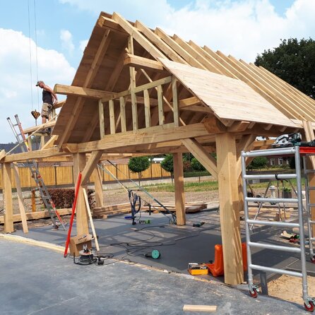 Eiken balk - 50x100 mm - fijnbezaagd / ruw - balk voor buiten - eikenhout AD 20-25% Eiken balk - 50x100 mm - fijnbezaagd / ruw - balk voor buiten - eikenhout AD 20-25%