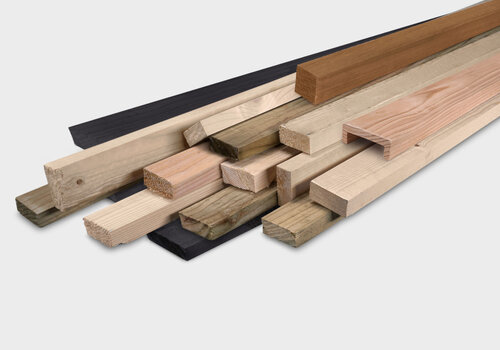 Ontdek het uitgebreide assortiment houten latten bij HOUTvakman.nl - voor binnen en buiten - diverse houtsoorten - van tengel tot hoek afwerklat - Per stuk! 