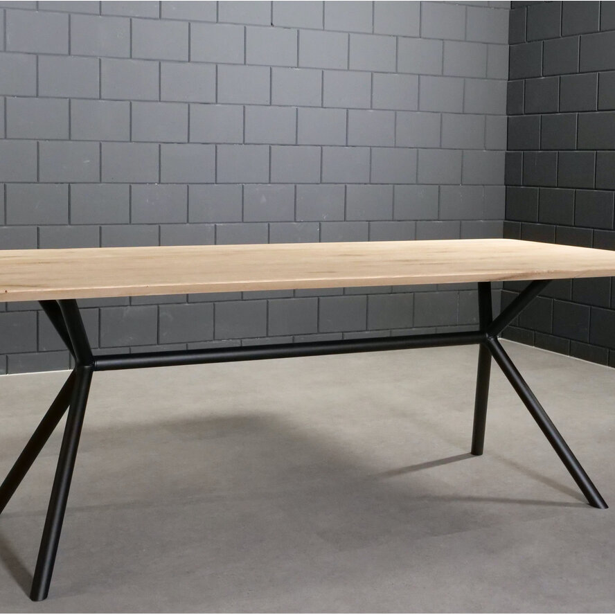 Zwart x-poot frame tafelonderstel (3-delig) - staal / ijzer - afmeting: 70x146 cm - breedte montageplaat: 78 cm - hoogte: 72 cm - kruispoot onderstel metaal zwart gecoat Zwart x-poot frame tafelonderstel (3-delig) - staal / ijzer - afmeting: 70x146 cm - breedte montageplaat: 78 cm - hoogte: 72 cm - kruispoot onderstel metaal zwart gecoat