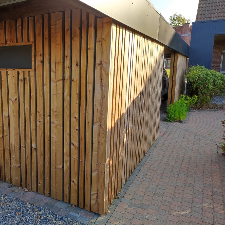 Thermo grenen plank - 21x88 mm - geschaafd - plank voor buiten - thermisch gemodificeerd grenenhout KD 8-12% Thermo grenen plank - 21x88 mm - geschaafd - plank voor buiten - thermisch gemodificeerd grenenhout KD 8-12%