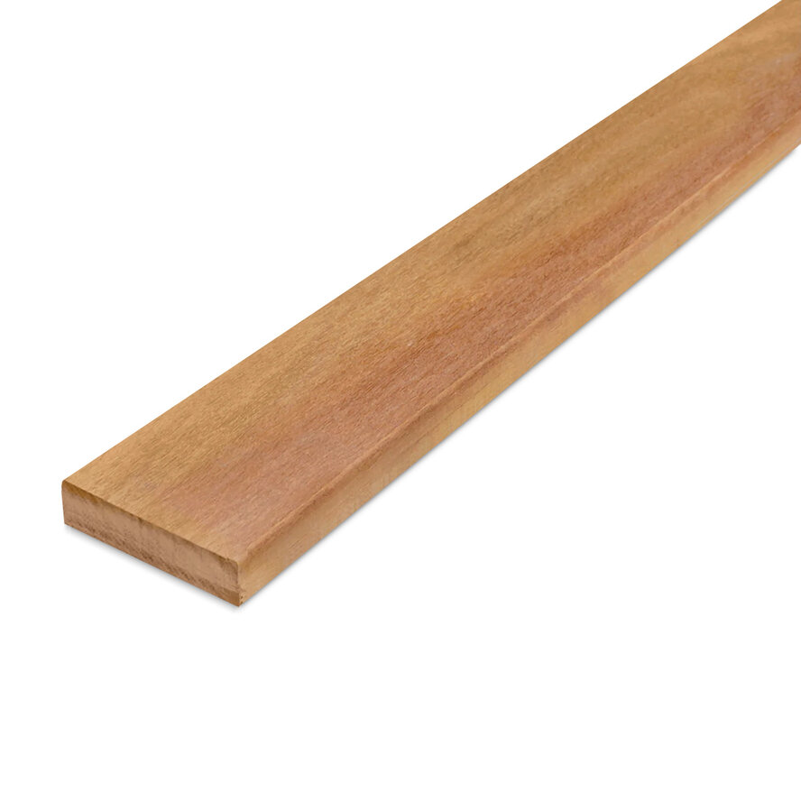 Garapa plank - 25x64 mm - geschaafd - plank voor buiten - garapa hardhout KD 18-20% Garapa plank - 25x64 mm - geschaafd - plank voor buiten - garapa hardhout KD 18-20%