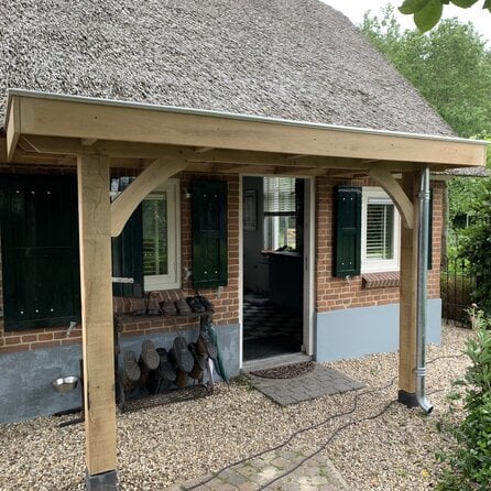 Eiken balk - 100x150 mm - fijnbezaagd / ruw - balk voor buiten - eikenhout AD 20-25%