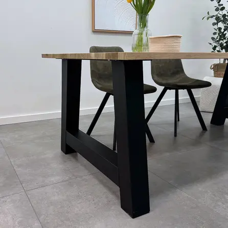 Zwarte A-poten (set) - staal / ijzer - 10x10 cm - hoogte: 72 cm - breedte (montageplaat): 78 cm - breedte (onderzijde): 95 cm - tafelpoot metaal zwart gecoat