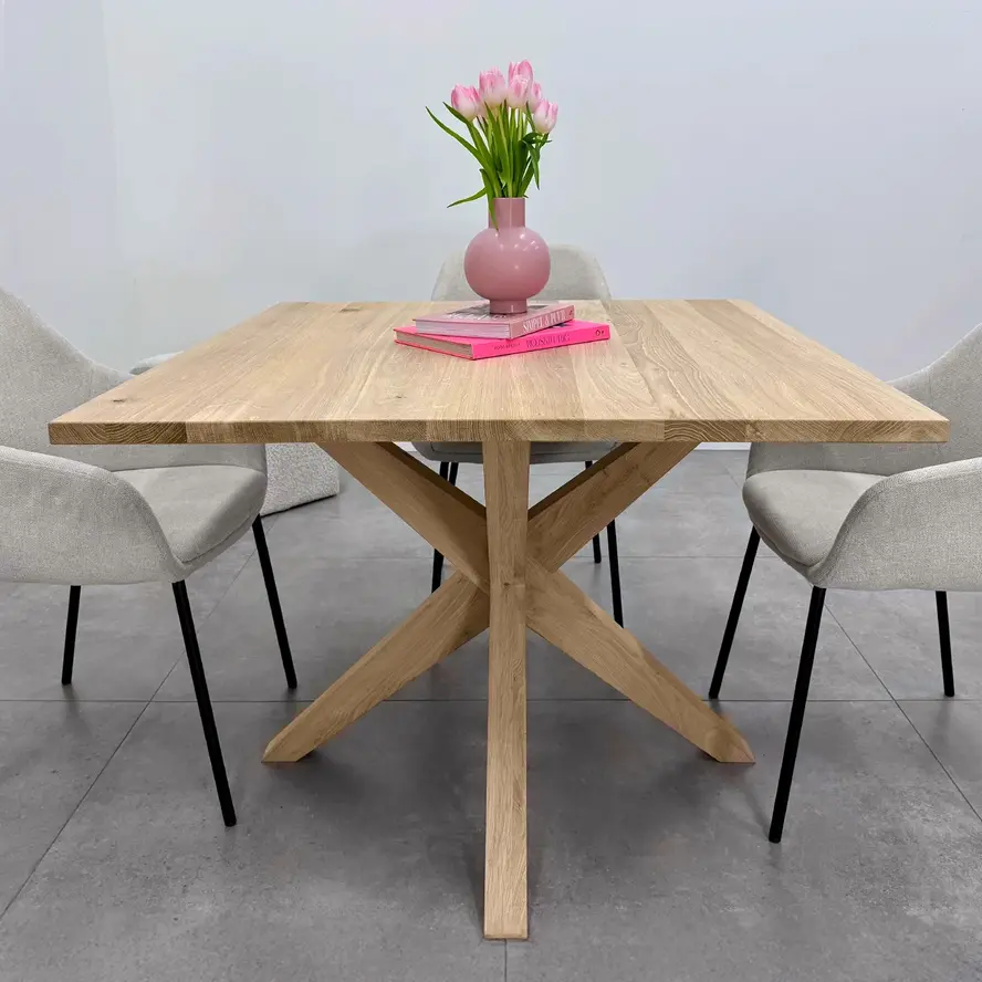 Eiken dubbele kruispoot - schuine poten - 72 cm hoog - 90x90 cm - Rustiek eiken - 3D kruis / X-poot - 12% KD Europees eikenhout Eiken dubbele kruispoot - schuine poten - 72 cm hoog - 90x90 cm - Rustiek eiken - 3D kruis / X-poot - 12% KD Europees eikenhout
