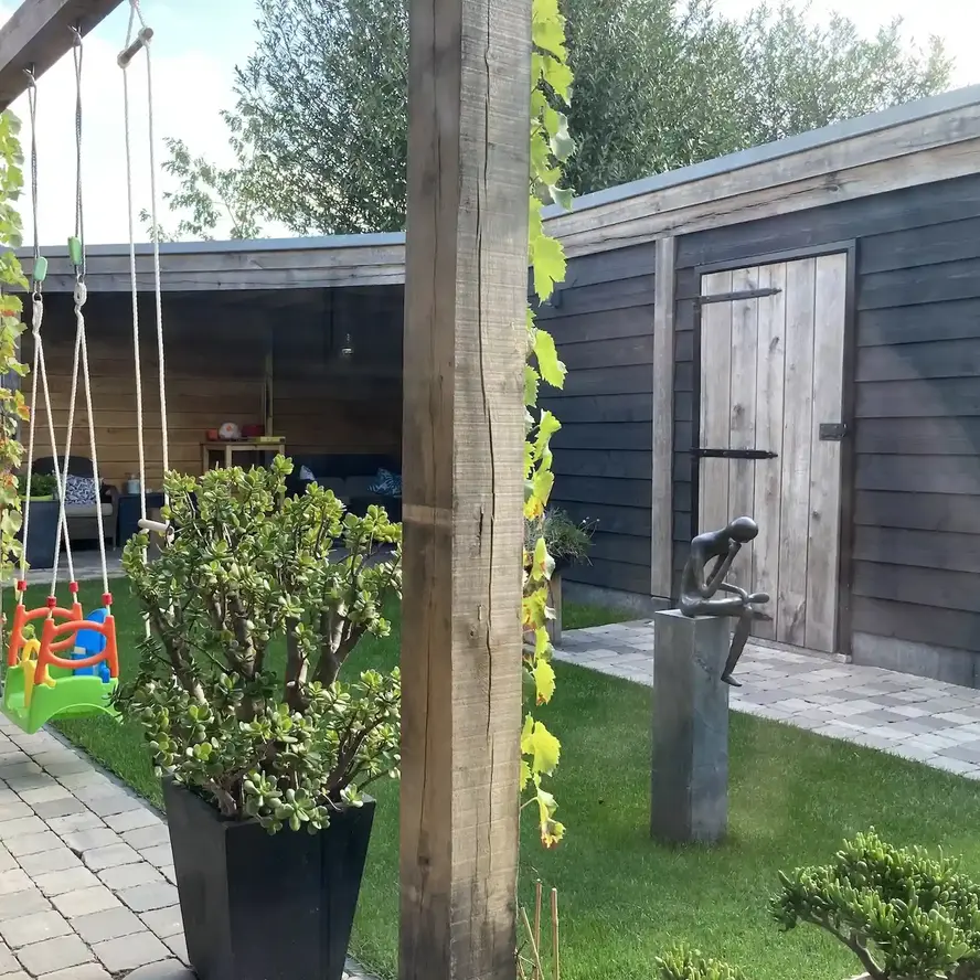 Eiken balk - 80x250 mm - fijnbezaagd / ruw - balk voor buiten - eikenhout AD 20-25% Eiken balk - 80x250 mm - fijnbezaagd / ruw - balk voor buiten - eikenhout AD 20-25%